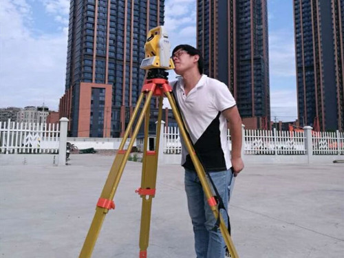 检测工程师图片